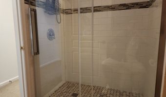 4 Maple Cres 11, Alloway, NJ 07462