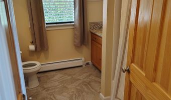 11 Bracket Cir, Charlestown, NH 03603