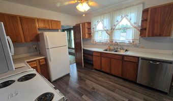 113 Fox Ave, Ansted, WV 25812
