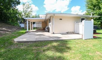 508 Rosemary Ln, Anamosa, IA 52205