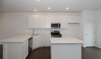 2252 Stonegate Rd, Algonquin, IL 60102