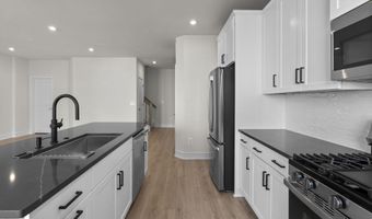 43290 FARRINGDON Sq, Broadlands, VA 20148