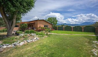 42 Hondo Seco Rd, Arroyo Hondo, NM 87513