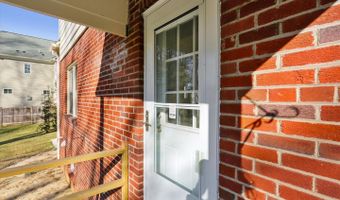 8908 GRANT St, Bethesda, MD 20817