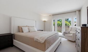 2842 Luciernaga St, Carlsbad, CA 92009