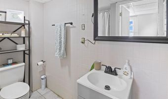1103 DOUGLAS St, Alton, IL 62002