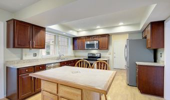 11718 BACKUS Dr, Bowie, MD 20720