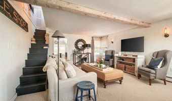 18 W 7TH St, Barnegat Light, NJ 08006