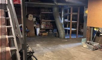 709 N St, Aurora, NE 68818