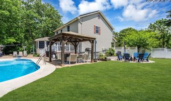 382 Wheaton Ave, Bayville, NJ 08721
