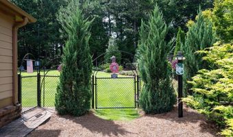 217 Falling Shoals Dr, Athens, GA 30605