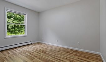 1233 South St, Barre, MA 01005