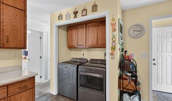 1424 Ash St, Alexandria, MN 56308