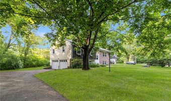 350 Essex Rd, North Kingstown, RI 02852