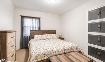 609 West St, Alden, IA 50006