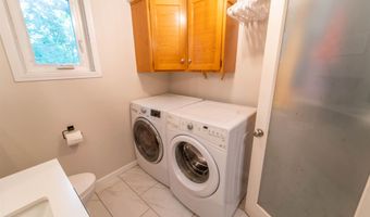 1314 W PINE St, Appleton, WI 54914