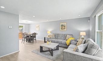 958 EDMUND St, Aberdeen, MD 21001