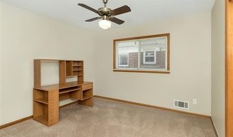 8422 Niver Ave, Allen Park, MI 48101
