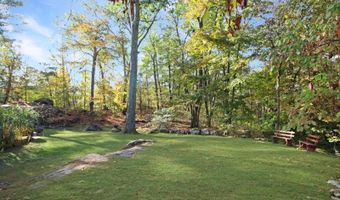 13 Hemlock Ave, Andover, NJ 07860