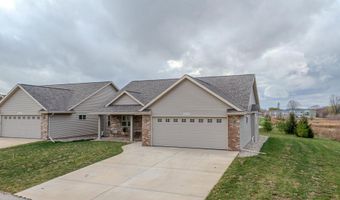 2351 E PLANK Cir, Appleton, WI 54915