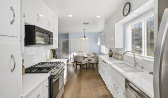 9413 La Reina Pl, Los Angeles, CA 91042