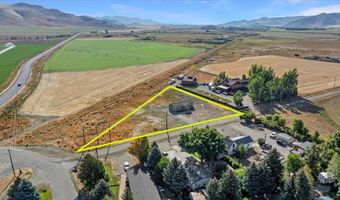 8 Punkin Center Rd, Bellevue, ID 83313