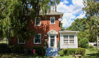 811 Broad St, Altavista, VA 24517