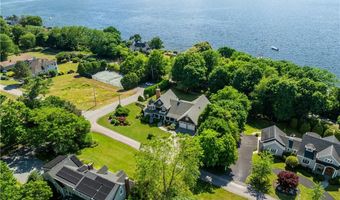 19 Ledge Rd, Bristol, RI 02809