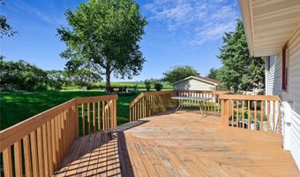 1619 HyVue St, Adel, IA 50003