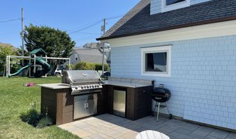 117 Sylvania Ave, Avon By The Sea, NJ 07717