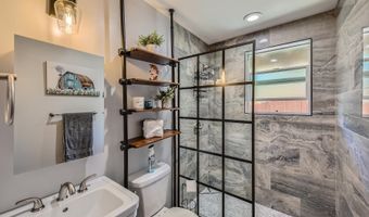 9180 Tokaj Ln, Spring Valley, CA 91977