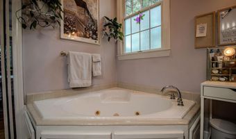 28 FAIRWAY CHASE, Anniston, AL 36207