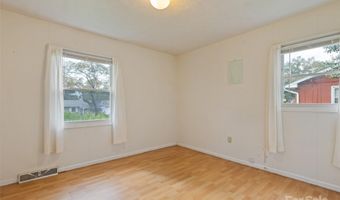 14 Fieldcrest Rd, Arden, NC 28704