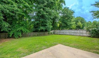 218 Hunters Run Dr, Benton, AR 72015