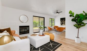 4635 Briar Ridge Rd, Oceanside, CA 92056