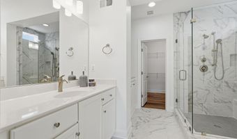 103 PLANETREE Ct, Lake Frederick, VA 22630