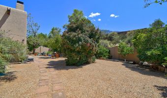 2762 Cliffrose Dr NE, Albuquerque, NM 87122