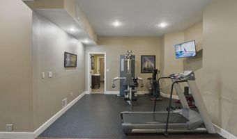 7 Champagne Ter, Bedford, NH 03110