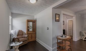 1351 Dalton St, Alcoa, TN 37701