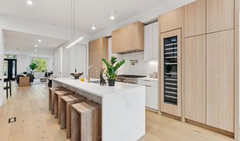 2507 I St NW, Washington, DC 20037