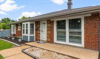 9513 Sequoia Ct, Affton, MO 63123
