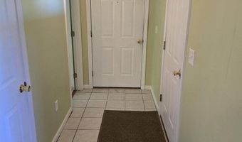 83 Clover Ln, Auburn, ME 04210