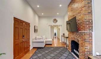 1628 CALVERT N, Baltimore, MD 21202