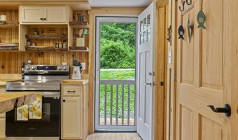 60 Eagle Dr, Barrington, NH 03825