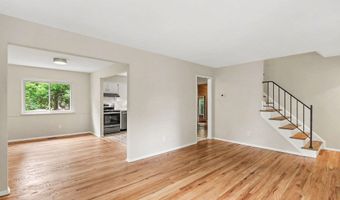 2819 Yost Blvd, Ann Arbor, MI 48104