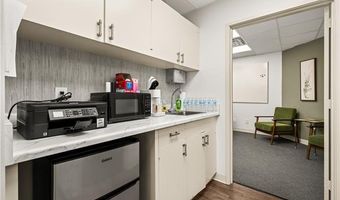 804 VERSAILLES Blvd, Alexandria, LA 71303