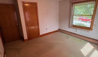 44 Valente Dr, Cranston, RI 02920