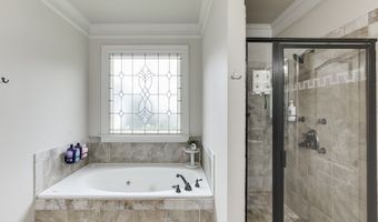 1373 Mountain Lake Dr, Auburn, GA 30011