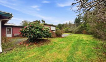830 CHICAGO Ave, Bandon, OR 97411