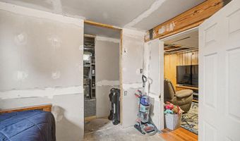 3130 Hill Dr, Adrian, MI 49221